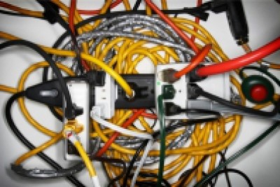 Bad habits that easily cause fire and explosion in the house