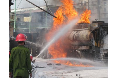 Which fire extinguishing water should be used?