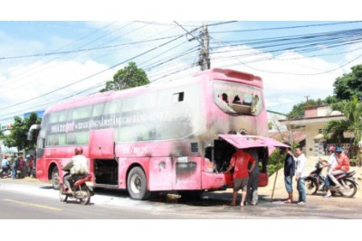 The sleeper bus suddenly caught fire