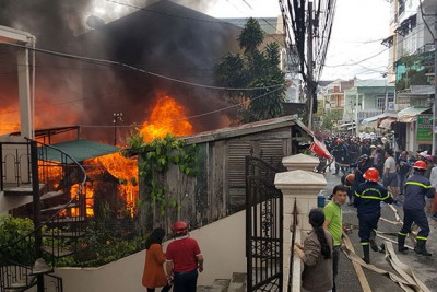 Điều 6 chương 1 nghị định 136, Quy định điều kiện an toàn về phòng cháy và chữa cháy đối với khu dân cư là gì?