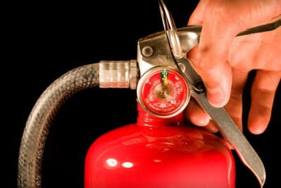 Hướng dẫn cách kiểm tra bình chữa cháy bột để sử dụng hiệu quả