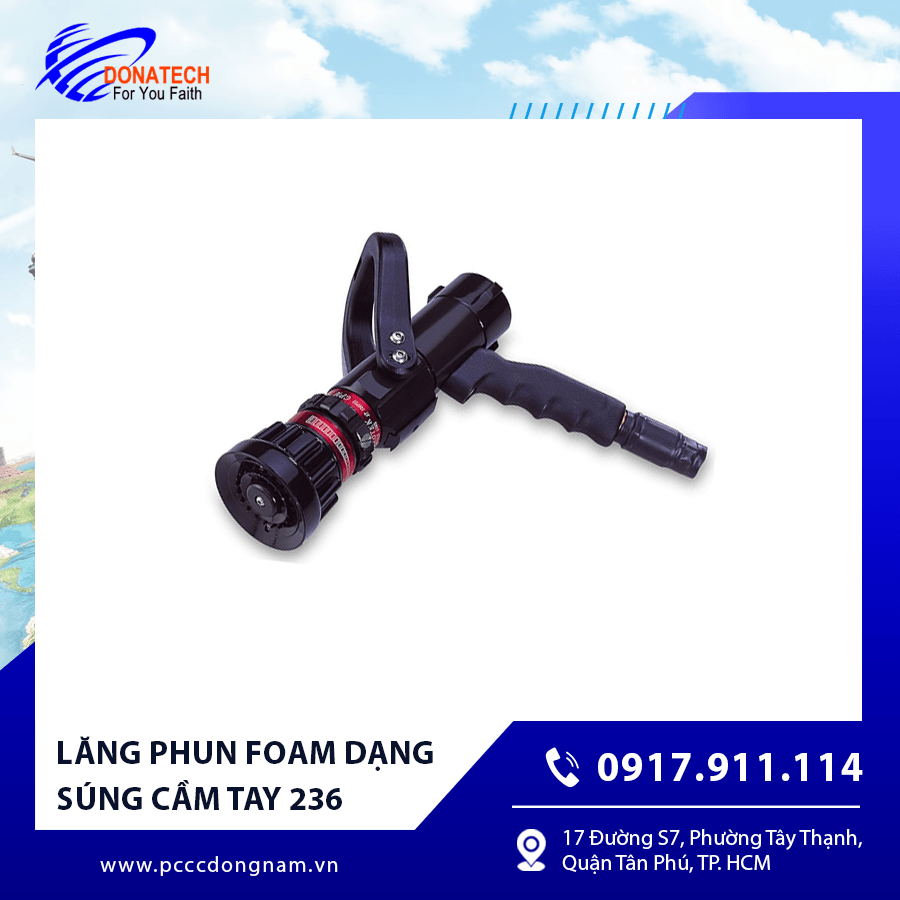 Cận cảnh lăng phun foam dạng súng cầm tay, cấu tạo đơn giản, độ hoàn thiện cao.