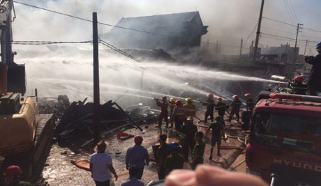 Fire broke out at a waste treatment plant in Thanh Hoa